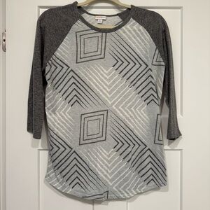 Lularoe | Quarter sleeve shirt | Women’s Large